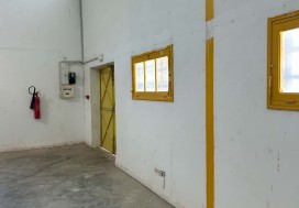 A LOUER DEPOT 187 M2 TUNIS SUD