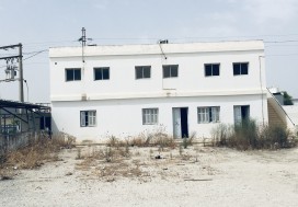 A VENDRE LOCAL 5149/10000 M2 TUN SUD
