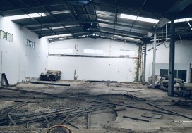 A VENDRE LOCAL 6500/8500 M2 TUN SUD