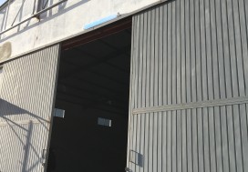 A VENDRE LOCAL COM 1320 M2 TUNIS SUD