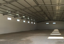 A VENDRE LOCAL COM 1320 M2 TUNIS SUD