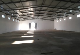 A VENDRE LOCAL COM 1320 M2 TUNIS SUD