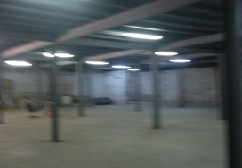 A LOUER DEPOT 1300 M/ 5000 M TUNIS SUD