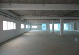 A LOUER LOCAL 3756 M2 TUNIS SUD