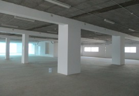 A LOUER LOCAL 3756 M2 TUNIS SUD