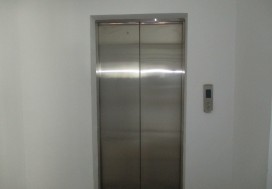 A LOUER LOCAL 3756 M2 TUNIS SUD