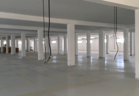 A LOUER ETAGE INDUSTRIEL 3000 M2 TUNS SU