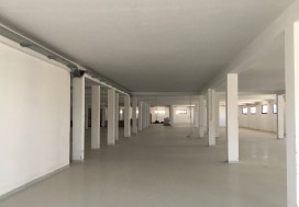 A LOUER ETAGE INDUSTRIEL 3000 M2 TUNS SU
