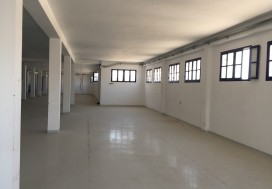 A LOUER ETAGE INDUSTRIEL 3000 M2 TUNS SU