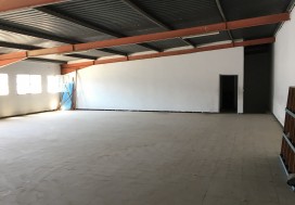 A LOUER LOCAL IND TUN SUD 3000 M2 CHARP
