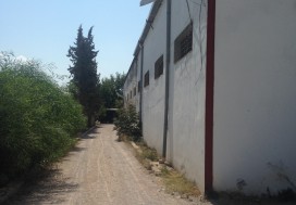 A VENDRE LOCAL 1700/3000 M2 A TUNIS SUD