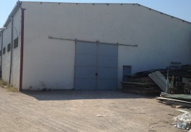 A VENDRE LOCAL 1700/3000 M2 A TUNIS SUD