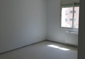 A LOUER APPART 195 M2 S3 ENNASR