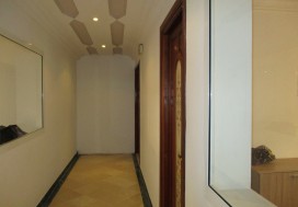 A LOUER BUREAUX ET SH ROOM 500 M TUN SUD