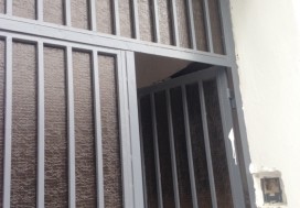 A LOUER IMMEUBLE 30 BUREAUX / CINQ ETAG