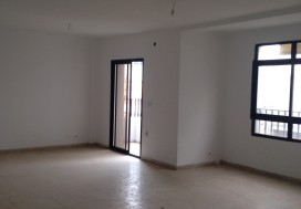 A LOUER IMMEUBLE 30 BUREAUX / CINQ ETAG