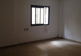 A LOUER IMMEUBLE 30 BUREAUX / CINQ ETAG