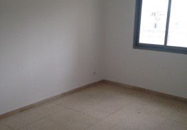 A LOUER IMMEUBLE 30 BUREAUX / CINQ ETAG
