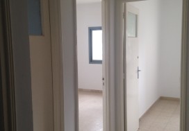A LOUER IMMEUBLE 30 BUREAUX / CINQ ETAG