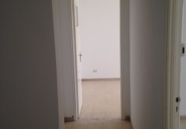 A LOUER IMMEUBLE 30 BUREAUX / CINQ ETAG