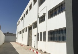 A LOUER LOCAL TU SUD 1000 M2 EN ETAGE