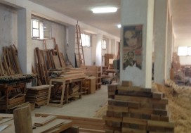 A VENDRE ATEIER DE MENUISERIE A MNIHLA