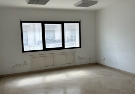 A L IMM SH ROOM ET BUREAUX 810 M2 TUNIS