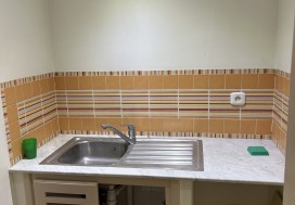 A L IMM SH ROOM ET BUREAUX 810 M2 TUNIS