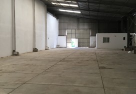 A LOUER LOCAL 1000 M2 CHARP A BIRINE