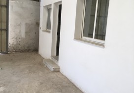 A LOUER LOCAL 1000 M2 CHARP A BIRINE