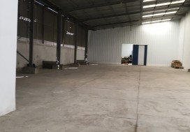 A LOUER LOCAL 1000 M2 CHARP A BIRINE
