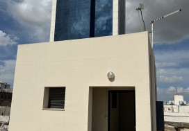 A L IMM SH ROOM ET BUREAUX 810 M2 TUNIS