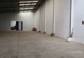 A LOUER LOCAL 1000 M2 CHARP A BIRINE