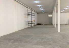A LOUER LOCAL TU SUD 1000 M2 EN ETAGE