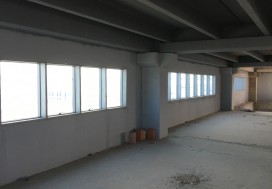 A VENDRE LOCAL PREFAB 2600 M2 TUNIS SUD