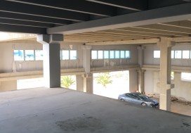 A VENDRE LOCAL PREFAB 2600 M2 TUNIS SUD
