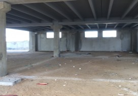 A VENDRE LOCAL PREFAB 2600 M2 TUNIS SUD