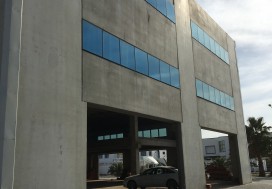 A VENDRE LOCAL PREFAB 2600 M2 TUNIS SUD