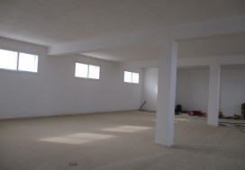A LOUER LOCAL 720 M2 TUNIS SUD