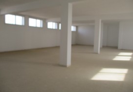 A LOUER LOCAL 720 M2 TUNIS SUD