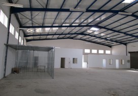 A LOUER LOCAL 850 M2 CHARP TUNIS SUD