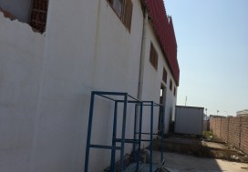 A LOUER LOCAL 1800 M CHARP TUNIS SUD
