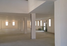 A LOUER IMMEUBLE 2300 M2 LAC DE TUNIS