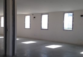 A LOUER IMMEUBLE 2300 M2 LAC DE TUNIS