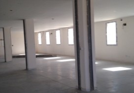 A LOUER IMMEUBLE 2300 M2 LAC DE TUNIS