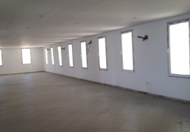 A LOUER IMMEUBLE 2300 M2 LAC DE TUNIS