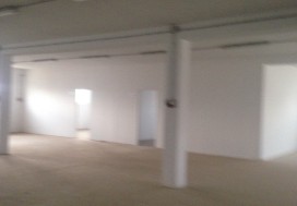 A VENDRE LOCAL INDUSTR LAC 2000 M2