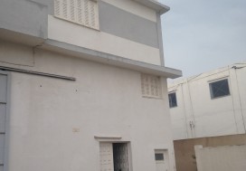 A VENDRE LOCAL INDUSTR LAC 2000 M2