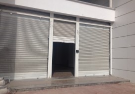 A LOUER LOCAL COMMERCIAL 311 M2