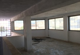 A LOUER LOCAL IND TU SUD 700 M2 R+2